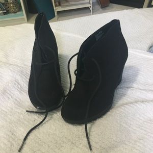 Black Baby Wedge Boots